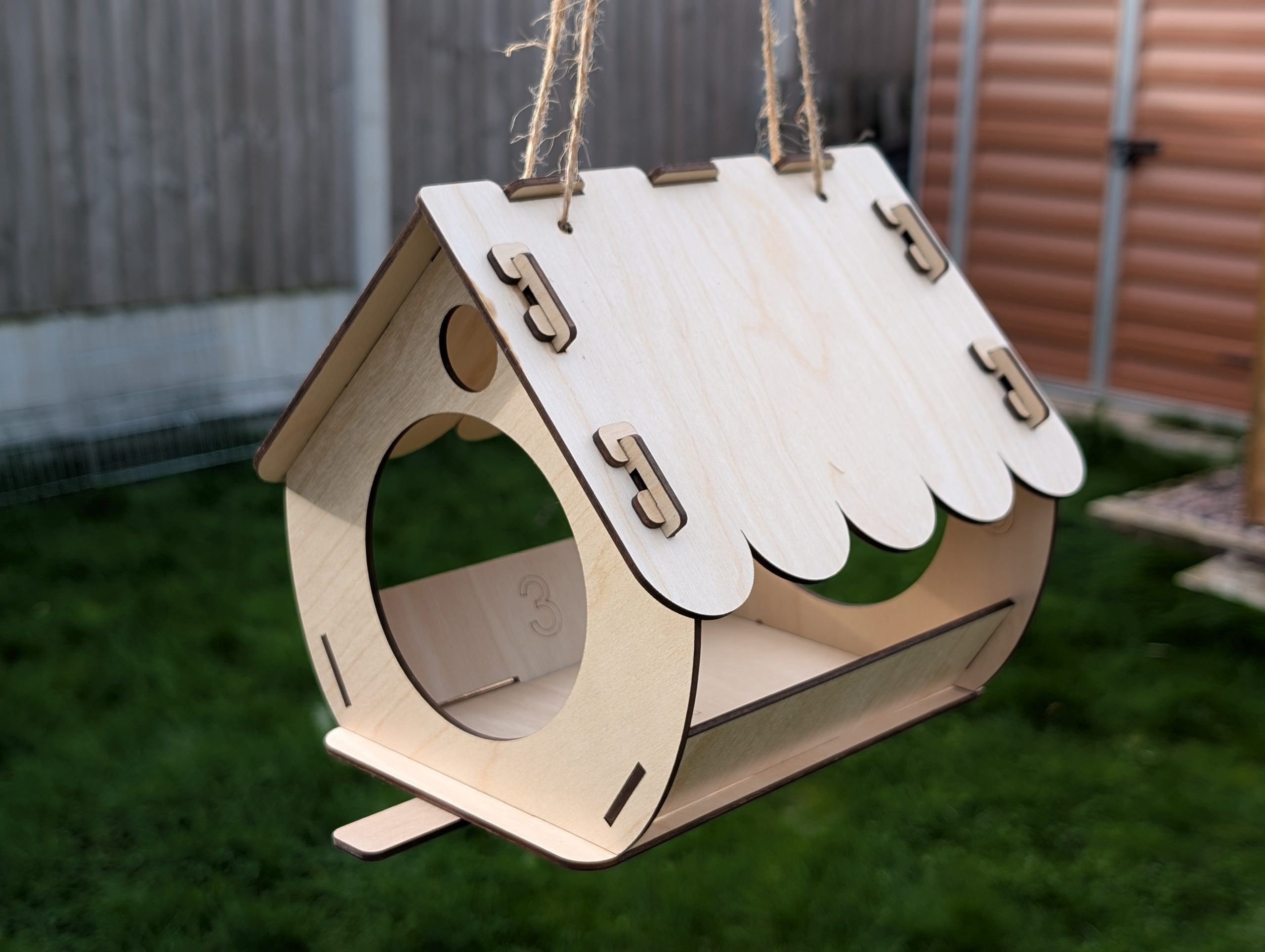 Build your own Bird Feeder Flat Pack kit for Children and Adults No Glue or Tools required - Image 2